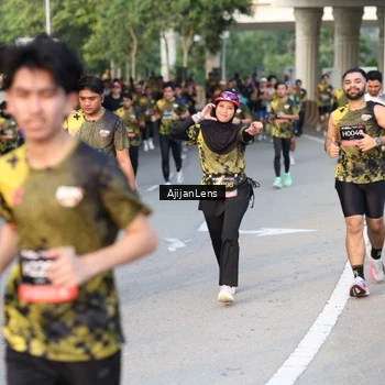 Runner Photo 6427270