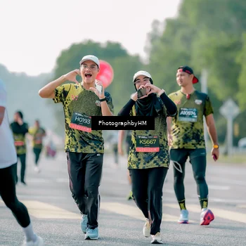 Runner Photo 6427275