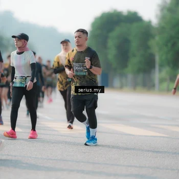 Runner Photo 6427285