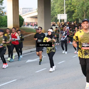 Runner Photo 6427293