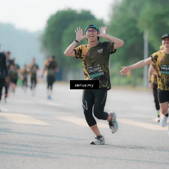 Runner Photo 6427315