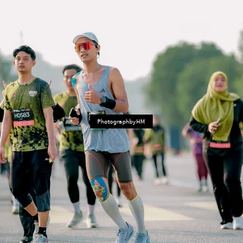 Runner Photo 6427329