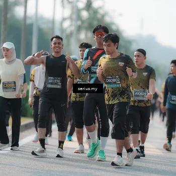 Runner Photo 6427335