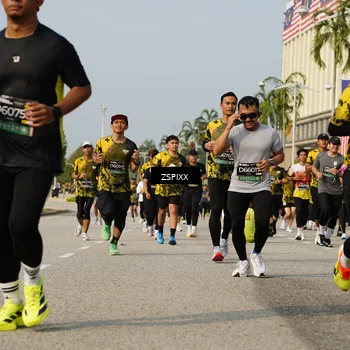 Runner Photo 6427342