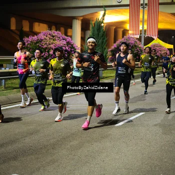 Runner Photo 6427347