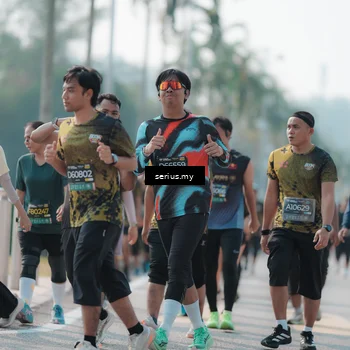 Runner Photo 6427354