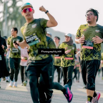 Runner Photo 6427355