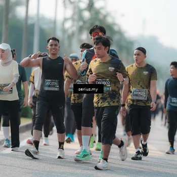 Runner Photo 6427356