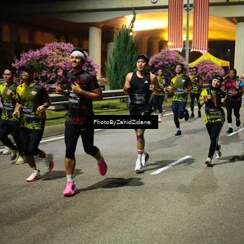 Runner Photo 6427366