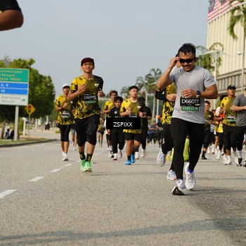Runner Photo 6427367
