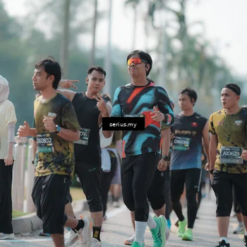 Runner Photo 6427369