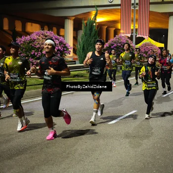 Runner Photo 6427391