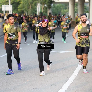 Runner Photo 6427392