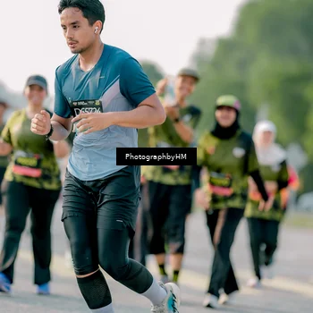 Runner Photo 6427398