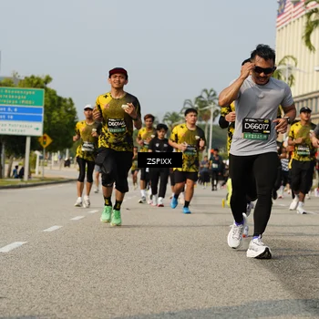 Runner Photo 6427403