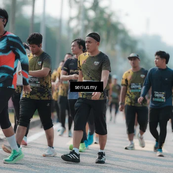 Runner Photo 6427404