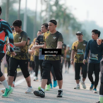Runner Photo 6427407