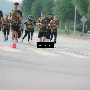 Runner Photo 6427408