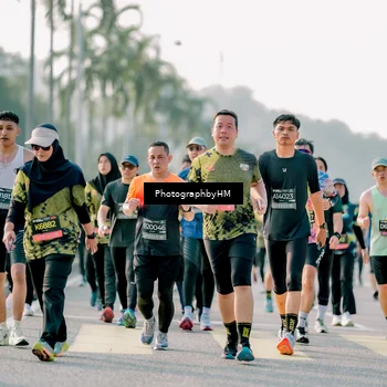 Runner Photo 6427425