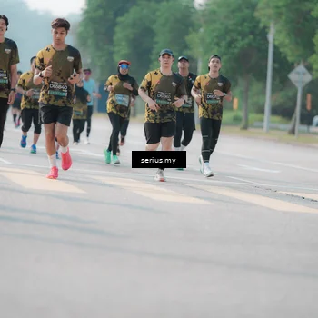 Runner Photo 6427432