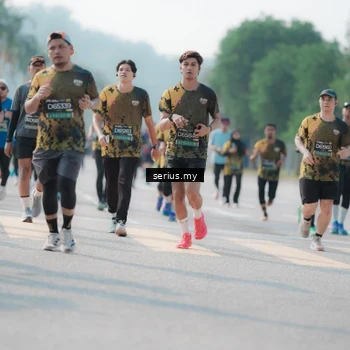 Runner Photo 6427439