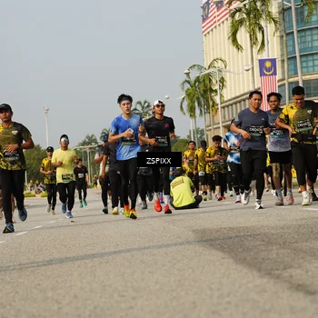 Runner Photo 6427449