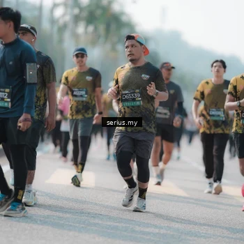 Runner Photo 6427453