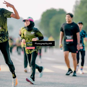 Runner Photo 6427463