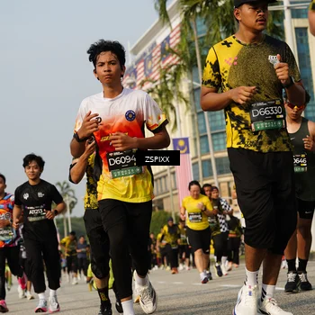 Runner Photo 6427466