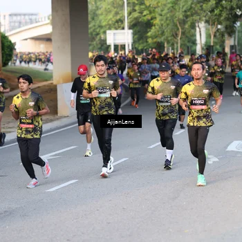 Runner Photo 6427491