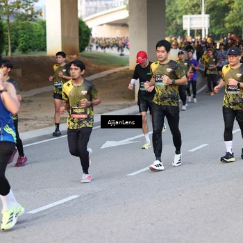 Runner Photo 6427503