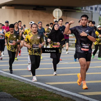 Runner Photo 6427515