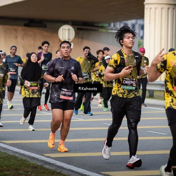 Runner Photo 6427522