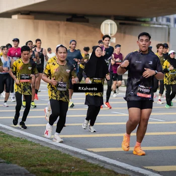 Runner Photo 6427531