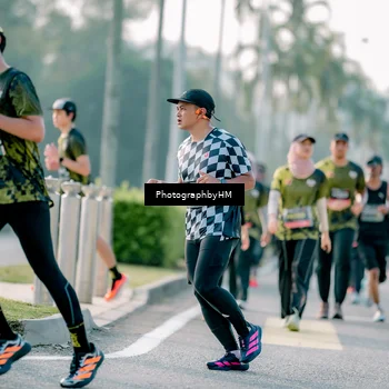 Runner Photo 6427539