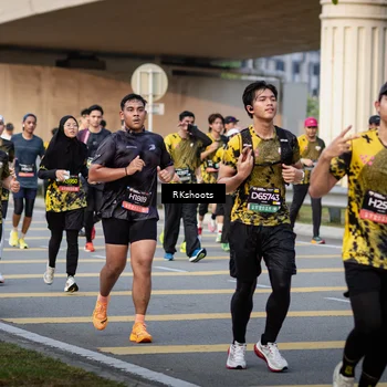 Runner Photo 6427540