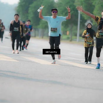Runner Photo 6427552