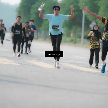 Runner Photo 6427556