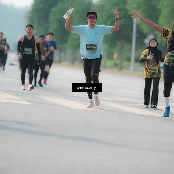 Runner Photo 6427559