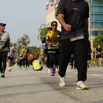 Runner Photo 6427576