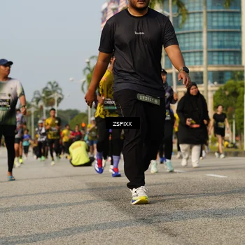 Runner Photo 6427580