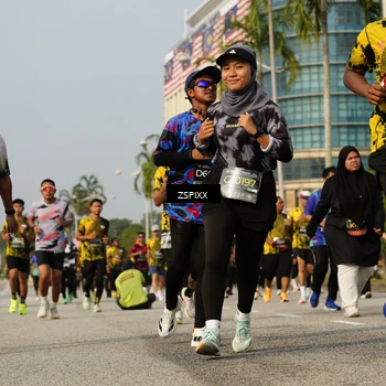 Runner Photo 6427581