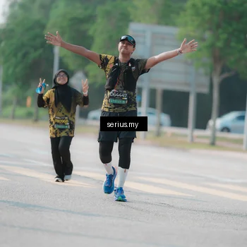 Runner Photo 6427582
