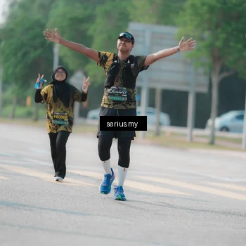 Runner Photo 6427588
