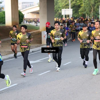 Runner Photo 6427597