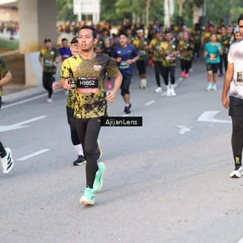Runner Photo 6427605