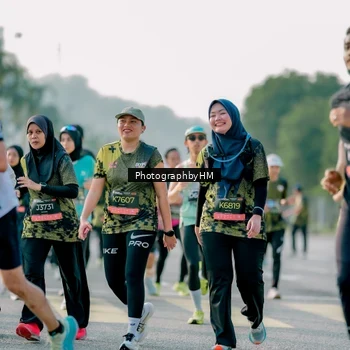 Runner Photo 6427611