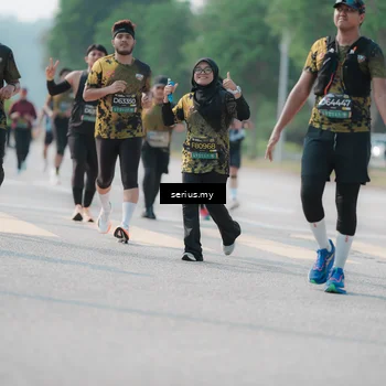 Runner Photo 6427620