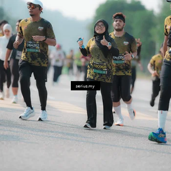 Runner Photo 6427628