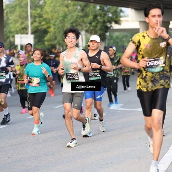 Runner Photo 6427629
